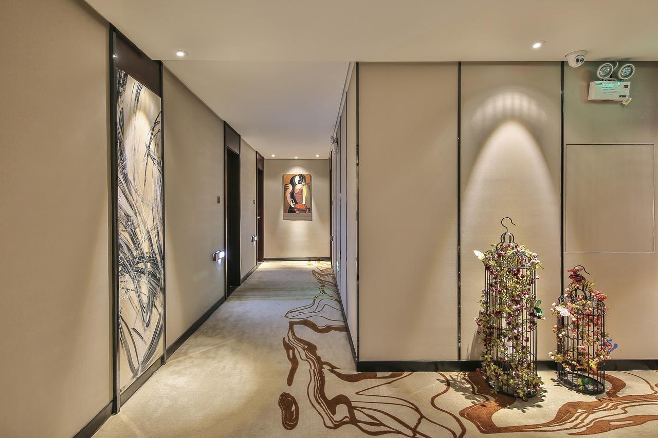 Fancy Hotel Shenzhen Buitenkant foto